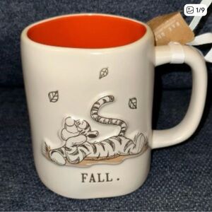 {BNWT} Rae Dunn FALL Tiger mug. Super cute!